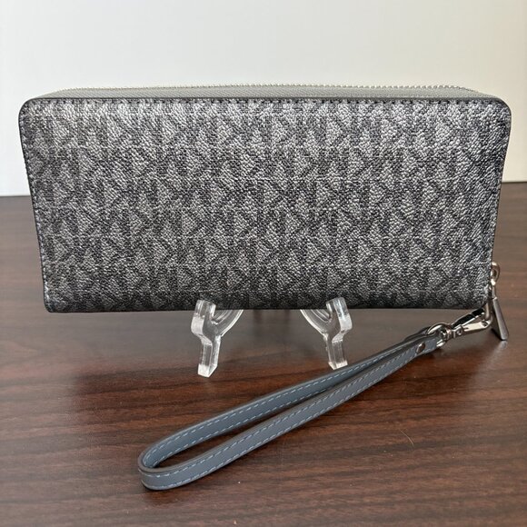Michael Kors Jet Set Travel Large Continental Wallet Wristlet MK Signature Grey - Picture 2 of 6